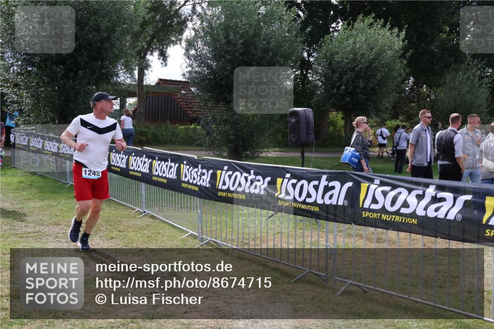 31.08.2025 - Elbe Triathlon Hamburg Luisa Fischer http://msf.ph/oto/8674715 31.08.2025 11:37:08 Laufen 1242 meine-sportfotos.de