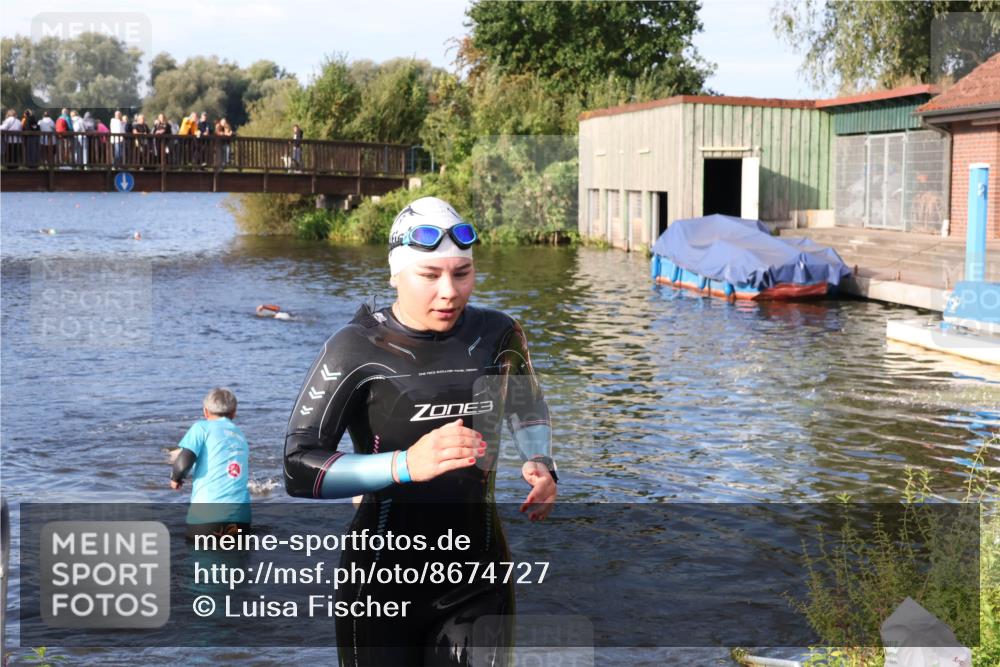31.08.2025 - Elbe Triathlon Hamburg Luisa Fischer http://msf.ph/oto/8674727 31.08.2025 08:49:32 Schwimmen 173, 294, 327 meine-sportfotos.de