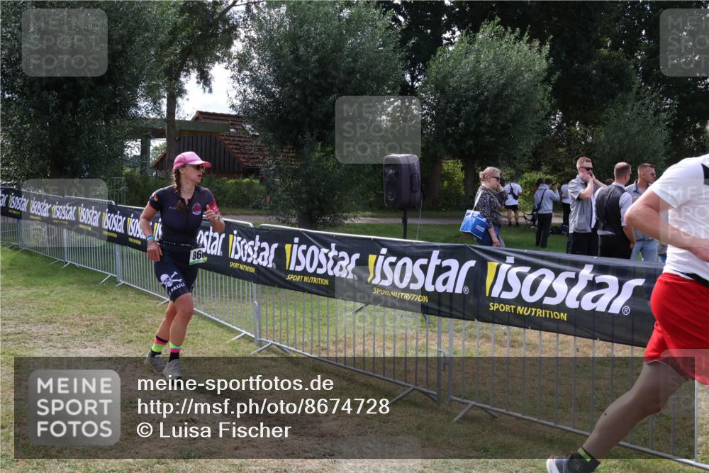 31.08.2025 - Elbe Triathlon Hamburg Luisa Fischer http://msf.ph/oto/8674728 31.08.2025 11:37:10 Laufen 86 meine-sportfotos.de