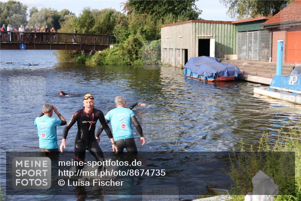 31.08.2025 - Elbe Triathlon Hamburg Luisa Fischer http://msf.ph/oto/8674735 31.08.2025 08:49:38 Schwimmen 327 meine-sportfotos.de