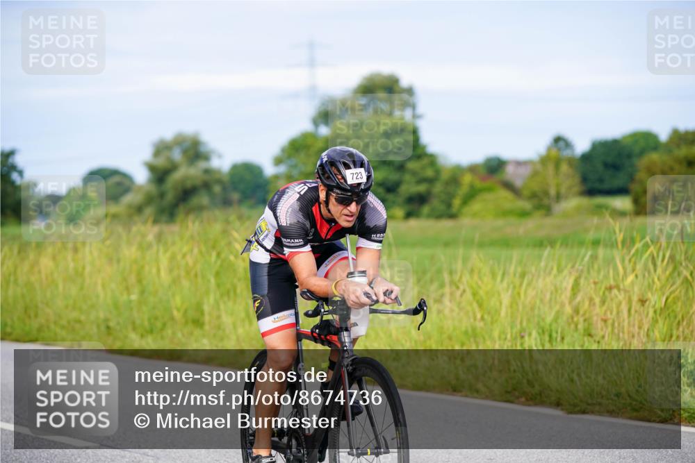 31.08.2025 - Elbe Triathlon Hamburg Michael Burmester http://msf.ph/oto/8674736 31.08.2025 10:16:16 Radfahren 691, 723, 868, 906, 919 meine-sportfotos.de