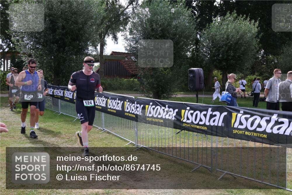 31.08.2025 - Elbe Triathlon Hamburg Luisa Fischer http://msf.ph/oto/8674745 31.08.2025 11:37:26 Laufen 1236, 21, 432, 524 meine-sportfotos.de