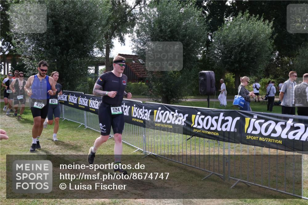 31.08.2025 - Elbe Triathlon Hamburg Luisa Fischer http://msf.ph/oto/8674747 31.08.2025 11:37:26 Laufen 785, 1236, 432, 821, 524 meine-sportfotos.de
