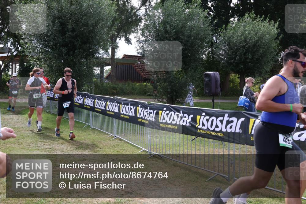 31.08.2025 - Elbe Triathlon Hamburg Luisa Fischer http://msf.ph/oto/8674764 31.08.2025 11:37:28 Laufen 771, 785, 1, 123, 43 meine-sportfotos.de