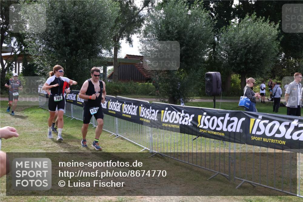 31.08.2025 - Elbe Triathlon Hamburg Luisa Fischer http://msf.ph/oto/8674770 31.08.2025 11:37:29 Laufen 771, 785, 123 meine-sportfotos.de