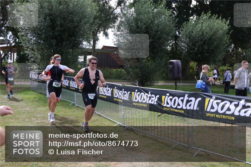 31.08.2025 - Elbe Triathlon Hamburg Luisa Fischer http://msf.ph/oto/8674773 31.08.2025 11:37:29 Laufen 771, 785, 123 meine-sportfotos.de