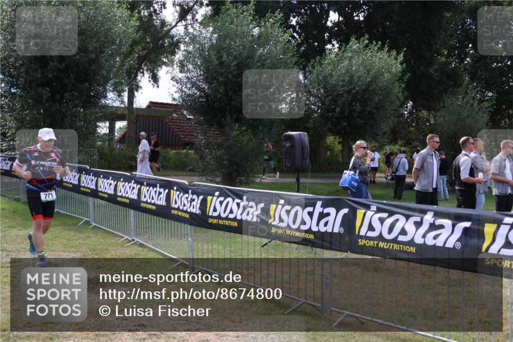 31.08.2025 - Elbe Triathlon Hamburg Luisa Fischer http://msf.ph/oto/8674800 31.08.2025 11:37:32 Laufen 771 meine-sportfotos.de