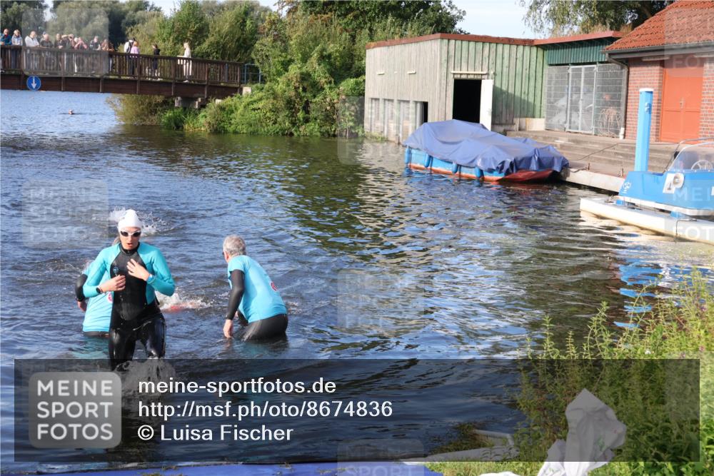 31.08.2025 - Elbe Triathlon Hamburg Luisa Fischer http://msf.ph/oto/8674836 31.08.2025 08:50:44 Schwimmen 255, 284, 389 meine-sportfotos.de