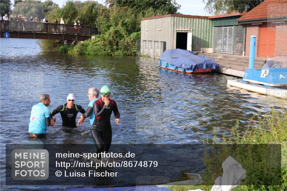 31.08.2025 - Elbe Triathlon Hamburg Luisa Fischer http://msf.ph/oto/8674879 31.08.2025 08:50:52 Schwimmen 284, 389, 443 meine-sportfotos.de