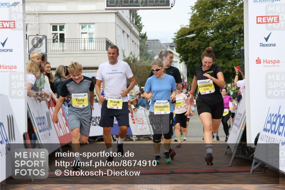 31.08.2025 - 21. Blankeneser Heldenlauf Strokosch-Dieckow http://msf.ph/oto/8674910 31.08.2025 10:29:45 Ziel 2491, 2683, 2322, 2248, 2250, 2578, 2423, 2422, 2705, 2426, 2455, 2545, 2544, 2514, 2532, 2334 meine-sportfotos.de