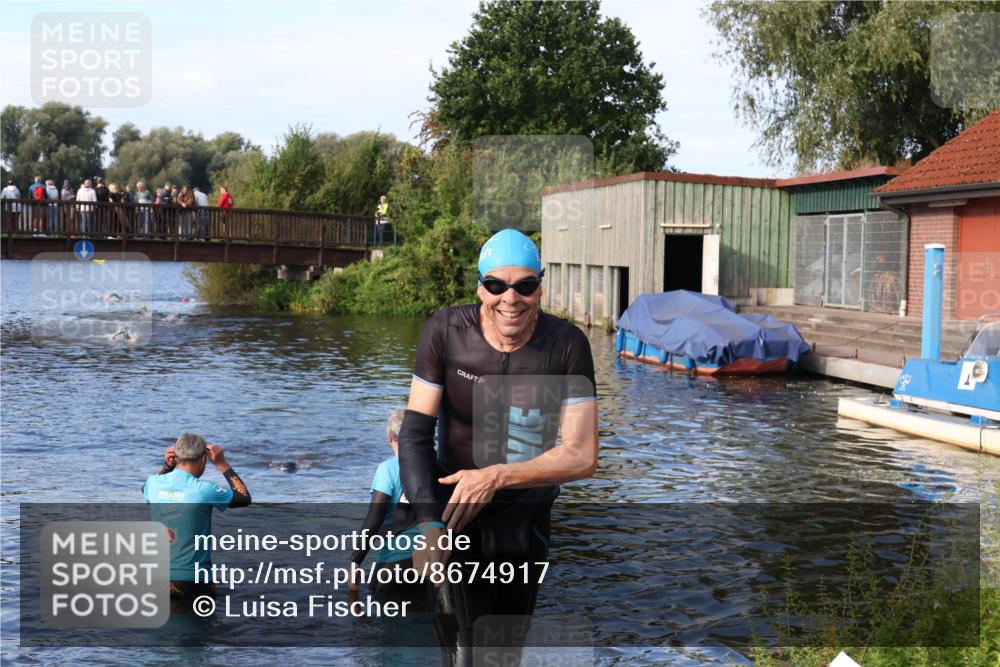 31.08.2025 - Elbe Triathlon Hamburg Luisa Fischer http://msf.ph/oto/8674917 31.08.2025 08:52:46 Schwimmen 378 meine-sportfotos.de