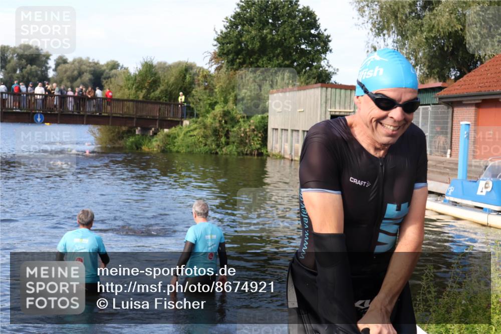 31.08.2025 - Elbe Triathlon Hamburg Luisa Fischer http://msf.ph/oto/8674921 31.08.2025 08:52:47 Schwimmen 378 meine-sportfotos.de