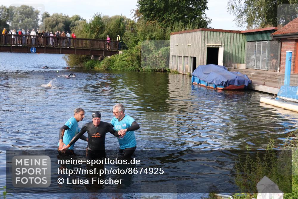 31.08.2025 - Elbe Triathlon Hamburg Luisa Fischer http://msf.ph/oto/8674925 31.08.2025 08:52:55 Schwimmen 372 meine-sportfotos.de