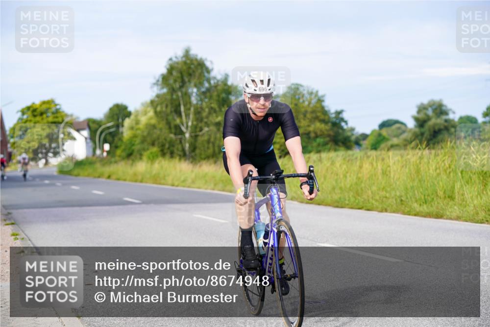 31.08.2025 - Elbe Triathlon Hamburg Michael Burmester http://msf.ph/oto/8674948 31.08.2025 10:17:14 Radfahren 671, 682, 696, 739, 754, 874, 877, 912, 1017 meine-sportfotos.de