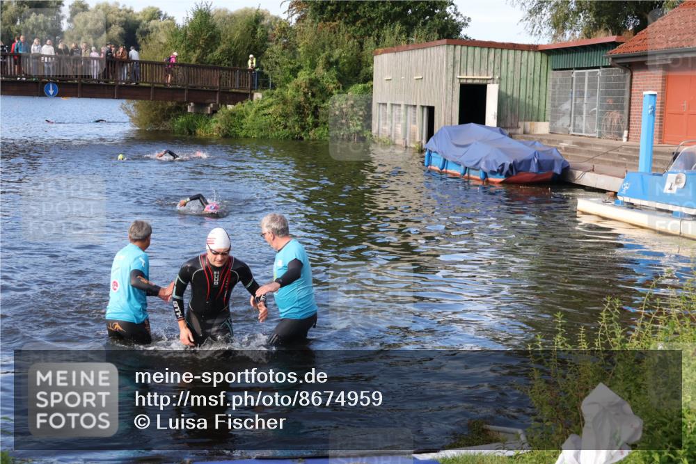 31.08.2025 - Elbe Triathlon Hamburg Luisa Fischer http://msf.ph/oto/8674959 31.08.2025 08:53:14 Schwimmen 551 meine-sportfotos.de