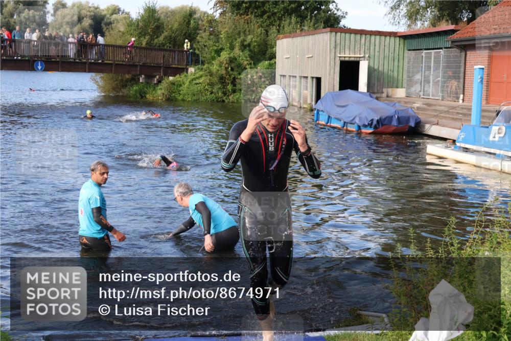 31.08.2025 - Elbe Triathlon Hamburg Luisa Fischer http://msf.ph/oto/8674971 31.08.2025 08:53:16 Schwimmen 551 meine-sportfotos.de