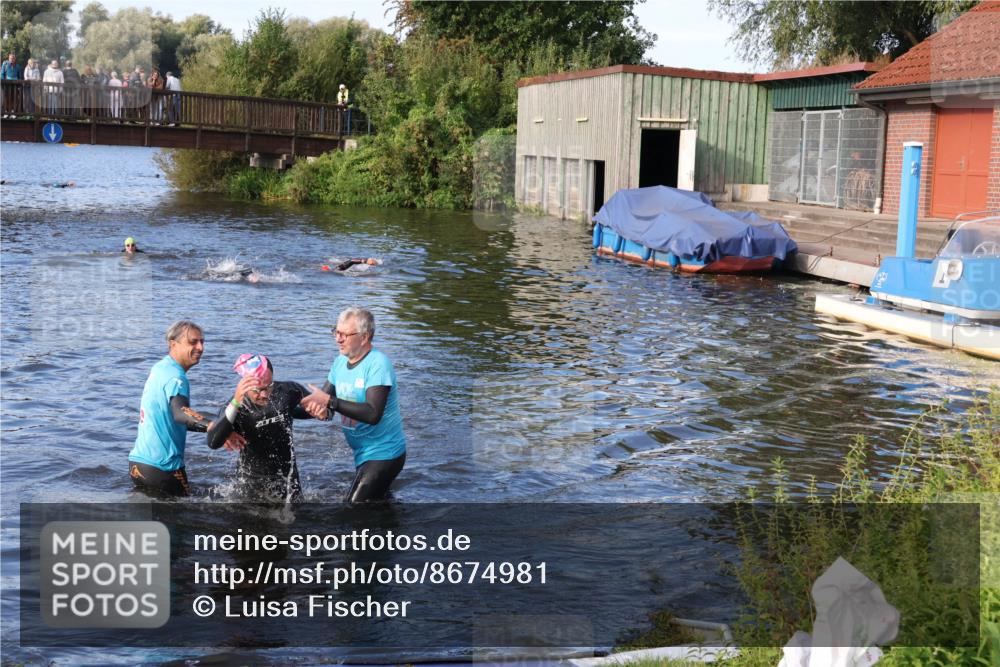 31.08.2025 - Elbe Triathlon Hamburg Luisa Fischer http://msf.ph/oto/8674981 31.08.2025 08:53:25 Schwimmen 455 meine-sportfotos.de
