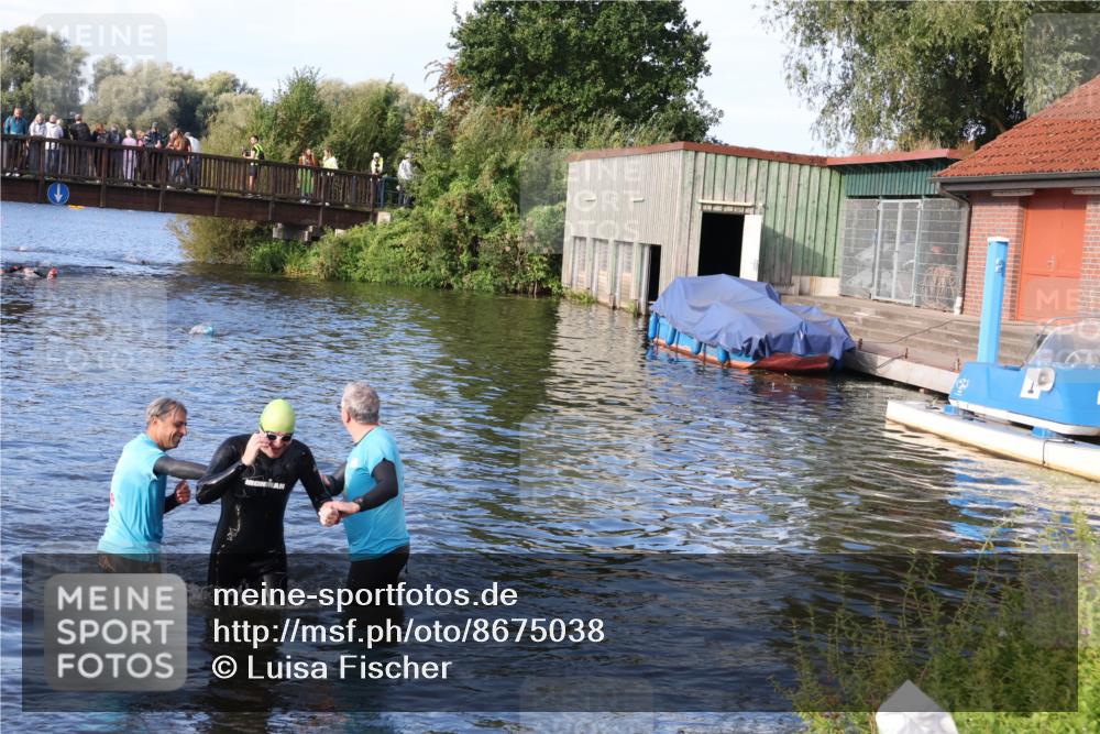 31.08.2025 - Elbe Triathlon Hamburg Luisa Fischer http://msf.ph/oto/8675038 31.08.2025 08:53:57 Schwimmen 379 meine-sportfotos.de