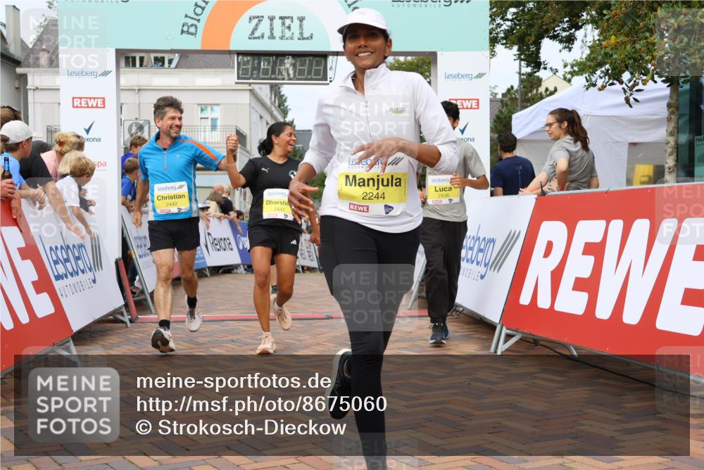 31.08.2025 - 21. Blankeneser Heldenlauf Strokosch-Dieckow http://msf.ph/oto/8675060 31.08.2025 10:34:47 Ziel 2524, 2244, 2021, 2214, 2424, 2215, 2655, 2669, 2667, 2298, 2438, 2439, 2349, 2441, 2442, 2350, 2048 meine-sportfotos.de