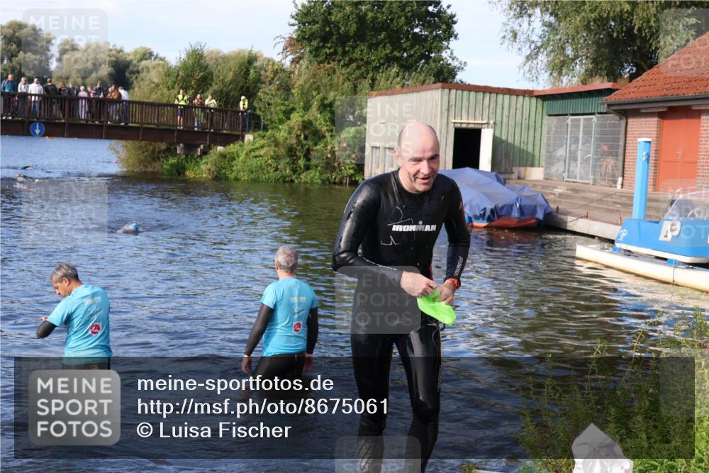 31.08.2025 - Elbe Triathlon Hamburg Luisa Fischer http://msf.ph/oto/8675061 31.08.2025 08:54:01 Schwimmen 379 meine-sportfotos.de