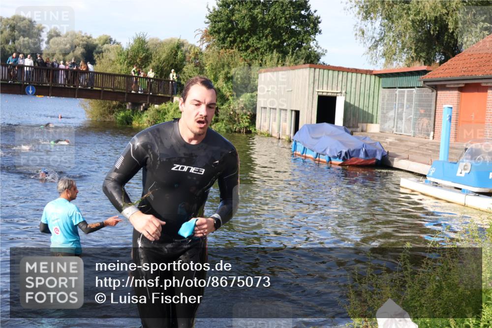 31.08.2025 - Elbe Triathlon Hamburg Luisa Fischer http://msf.ph/oto/8675073 31.08.2025 08:54:23 Schwimmen 543 meine-sportfotos.de
