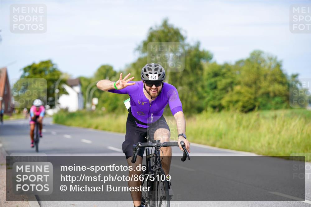 31.08.2025 - Elbe Triathlon Hamburg Michael Burmester http://msf.ph/oto/8675109 31.08.2025 10:18:05 Radfahren 461, 684, 750, 909 meine-sportfotos.de