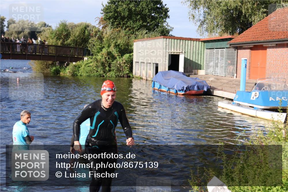 31.08.2025 - Elbe Triathlon Hamburg Luisa Fischer http://msf.ph/oto/8675139 31.08.2025 08:55:03 Schwimmen 288 meine-sportfotos.de
