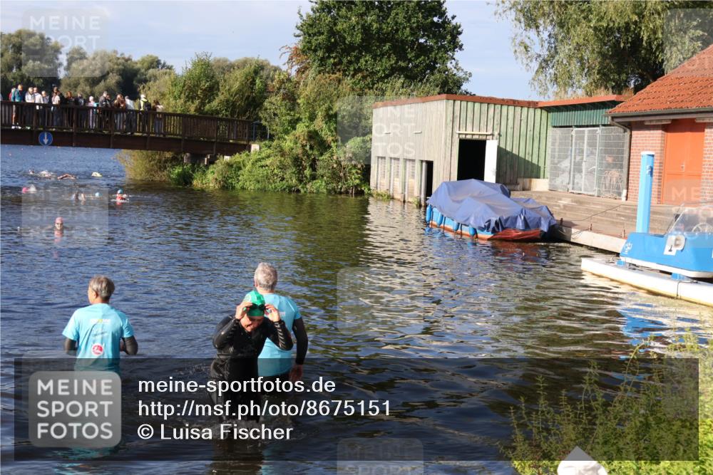 31.08.2025 - Elbe Triathlon Hamburg Luisa Fischer http://msf.ph/oto/8675151 31.08.2025 08:55:24 Schwimmen 302 meine-sportfotos.de