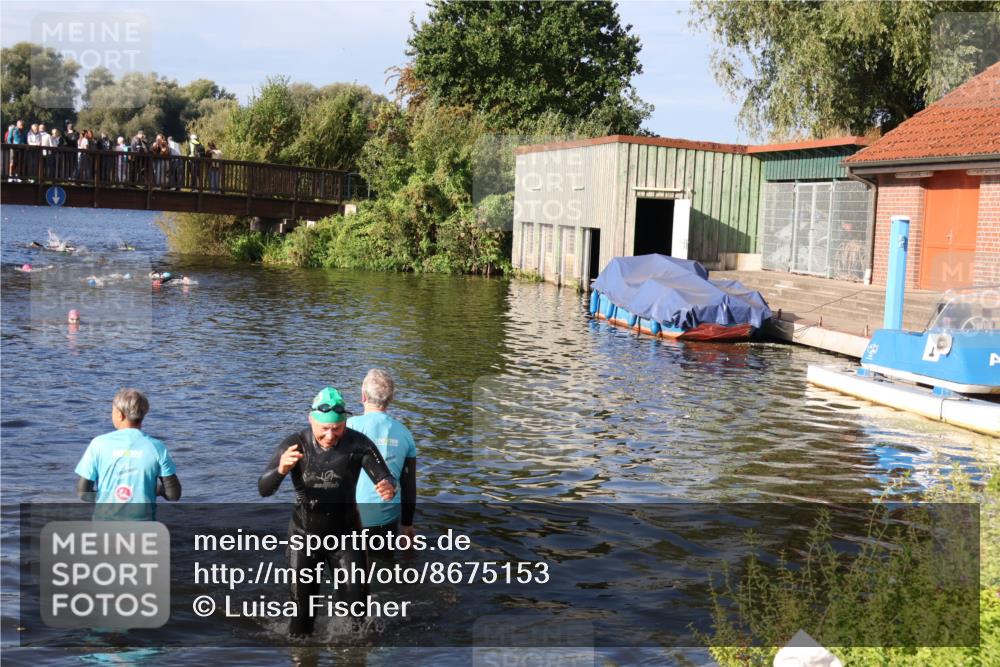 31.08.2025 - Elbe Triathlon Hamburg Luisa Fischer http://msf.ph/oto/8675153 31.08.2025 08:55:24 Schwimmen 302 meine-sportfotos.de