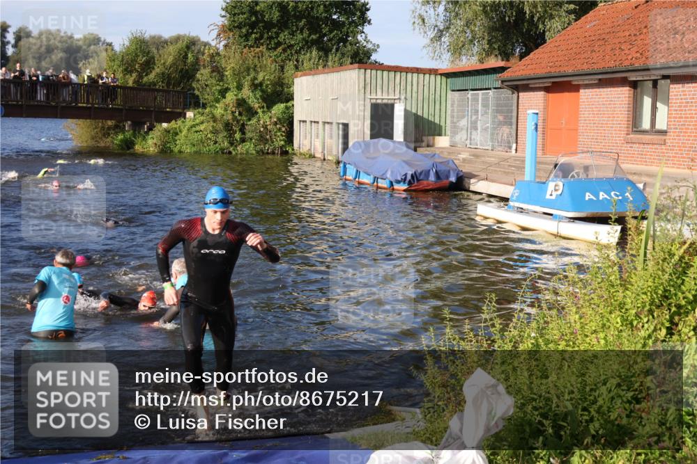 31.08.2025 - Elbe Triathlon Hamburg Luisa Fischer http://msf.ph/oto/8675217 31.08.2025 08:55:59 Schwimmen 304, 441, 450, 468, 549 meine-sportfotos.de