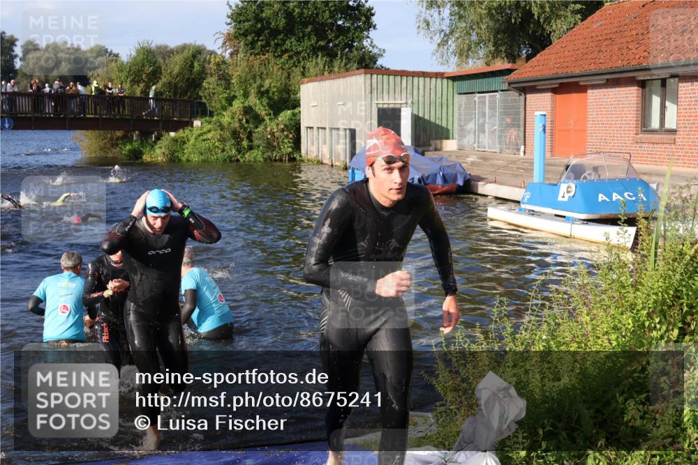 31.08.2025 - Elbe Triathlon Hamburg Luisa Fischer http://msf.ph/oto/8675241 31.08.2025 08:56:06 Schwimmen 441, 450, 476, 540, 549 meine-sportfotos.de