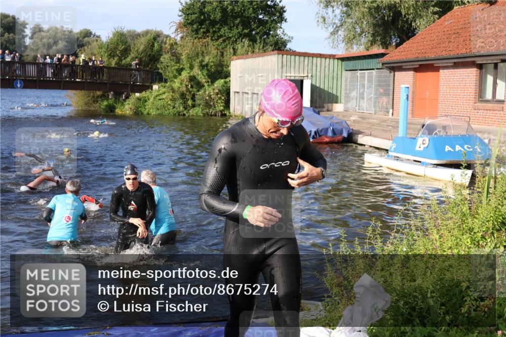 31.08.2025 - Elbe Triathlon Hamburg Luisa Fischer http://msf.ph/oto/8675274 31.08.2025 08:56:12 Schwimmen 392, 441, 476, 540 meine-sportfotos.de