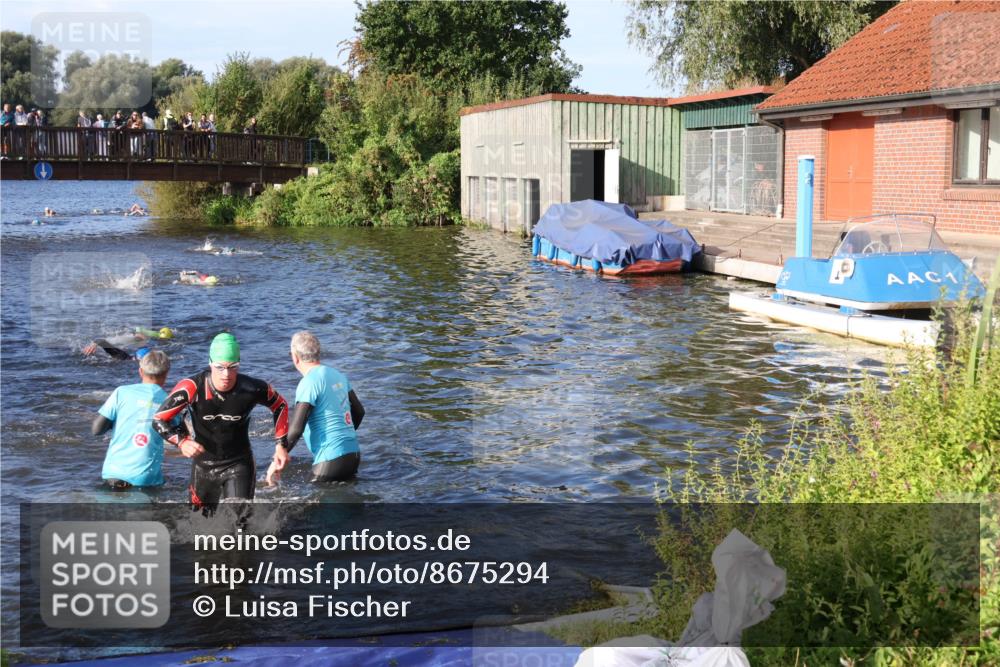 31.08.2025 - Elbe Triathlon Hamburg Luisa Fischer http://msf.ph/oto/8675294 31.08.2025 08:56:16 Schwimmen 392, 449, 476, 479, 540 meine-sportfotos.de
