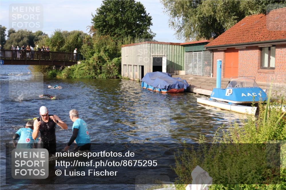 31.08.2025 - Elbe Triathlon Hamburg Luisa Fischer http://msf.ph/oto/8675295 31.08.2025 08:56:20 Schwimmen 392, 449, 465, 479 meine-sportfotos.de