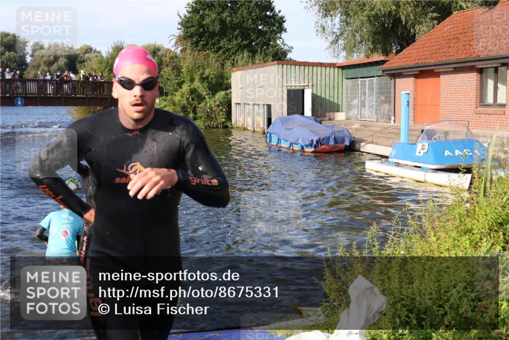 31.08.2025 - Elbe Triathlon Hamburg Luisa Fischer http://msf.ph/oto/8675331 31.08.2025 08:56:26 Schwimmen 449, 465, 479, 492 meine-sportfotos.de