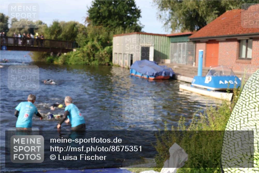 31.08.2025 - Elbe Triathlon Hamburg Luisa Fischer http://msf.ph/oto/8675351 31.08.2025 08:56:33 Schwimmen 412, 492 meine-sportfotos.de