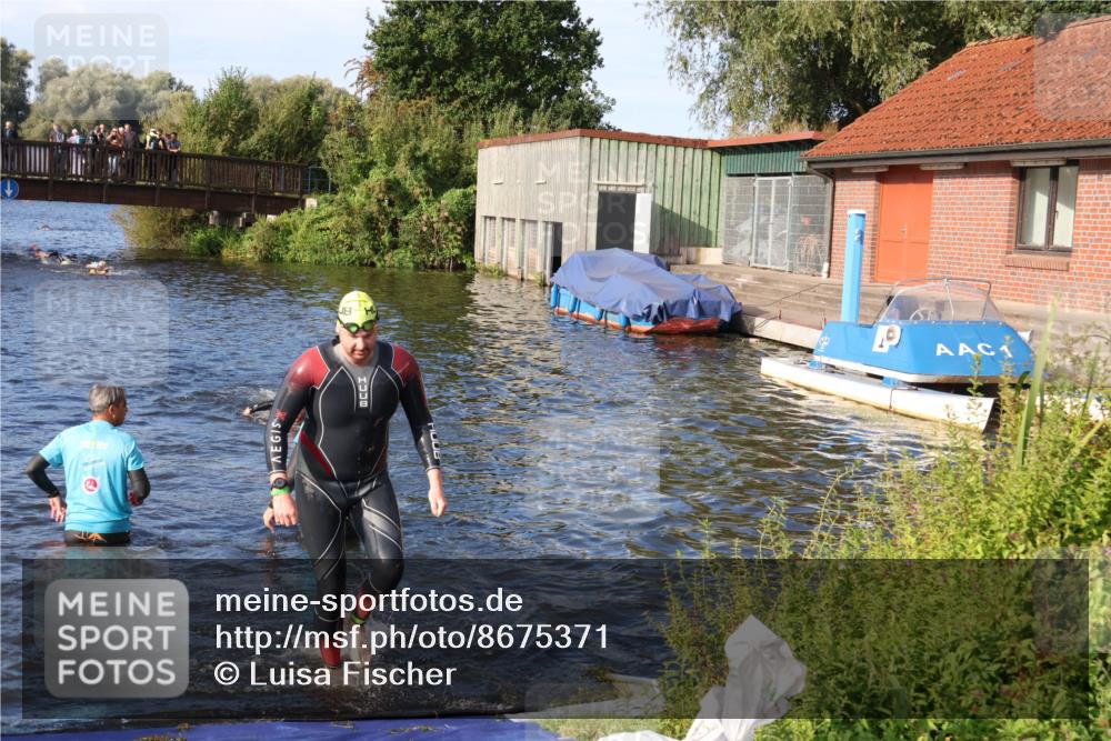 31.08.2025 - Elbe Triathlon Hamburg Luisa Fischer http://msf.ph/oto/8675371 31.08.2025 08:56:42 Schwimmen 545 meine-sportfotos.de