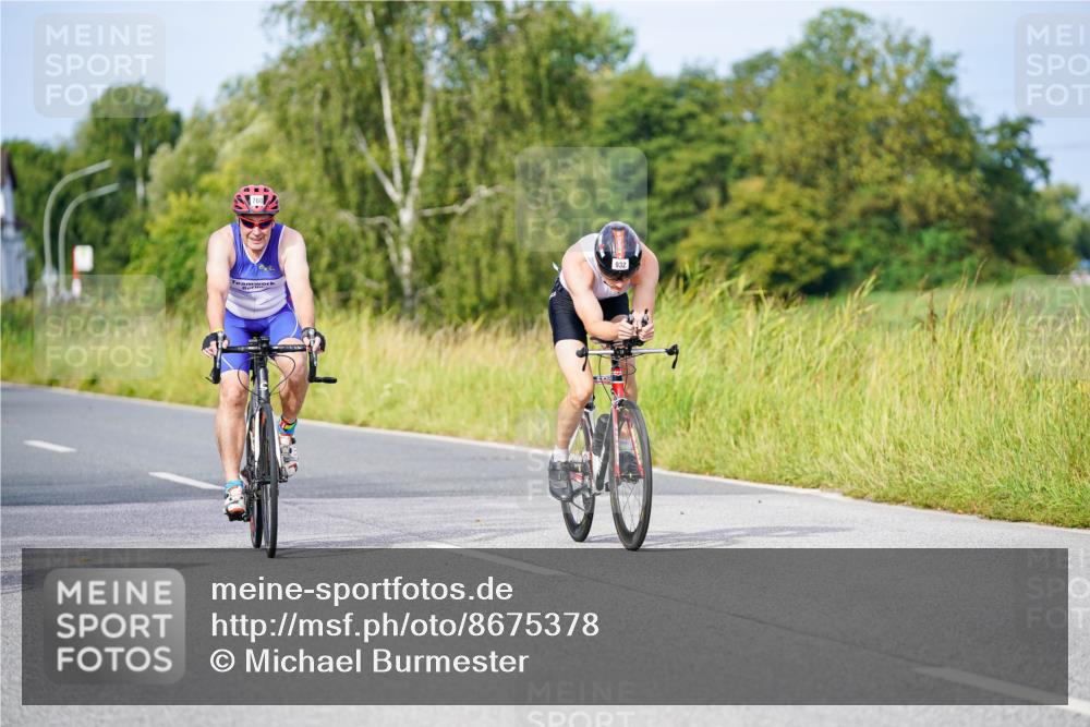 31.08.2025 - Elbe Triathlon Hamburg Michael Burmester http://msf.ph/oto/8675378 31.08.2025 10:19:35 Radfahren 760, 808, 915, 932 meine-sportfotos.de