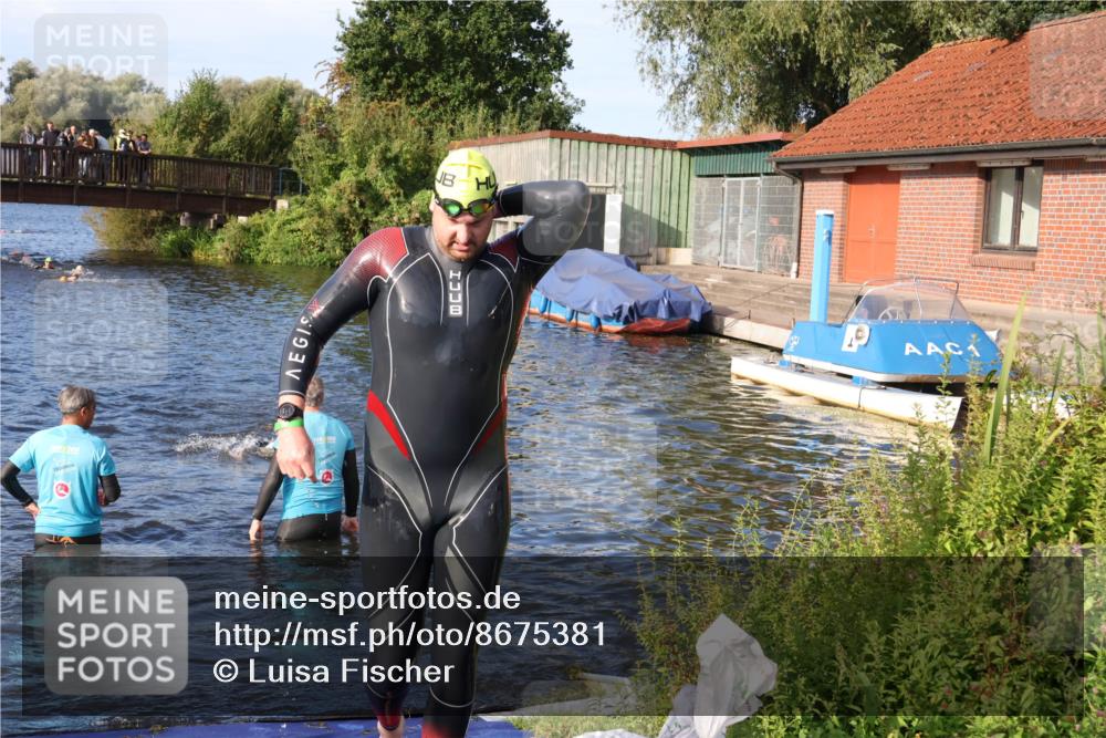 31.08.2025 - Elbe Triathlon Hamburg Luisa Fischer http://msf.ph/oto/8675381 31.08.2025 08:56:44 Schwimmen 545 meine-sportfotos.de