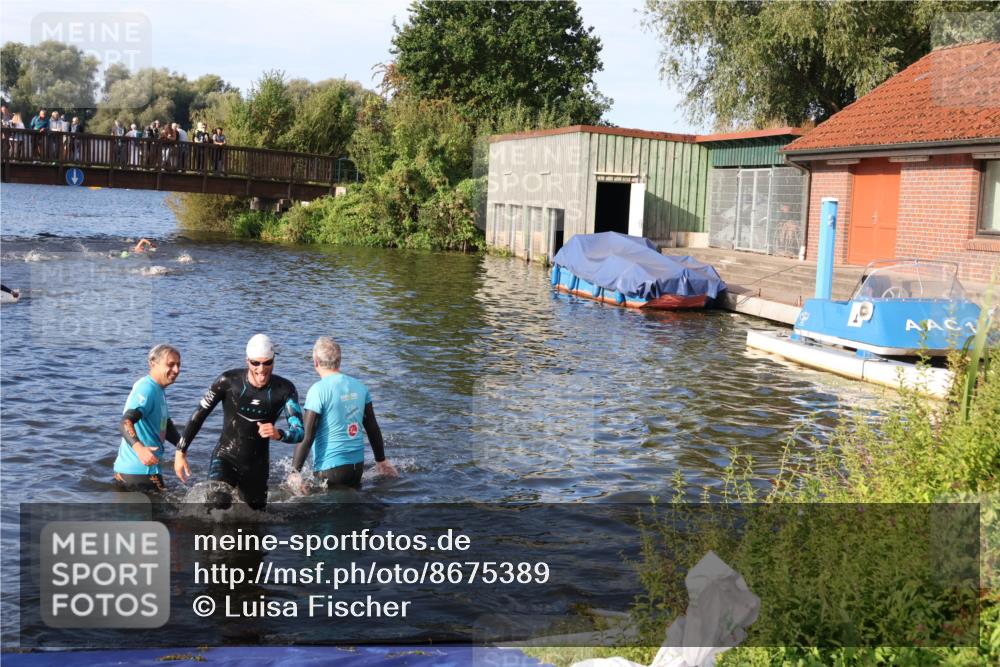 31.08.2025 - Elbe Triathlon Hamburg Luisa Fischer http://msf.ph/oto/8675389 31.08.2025 08:56:51 Schwimmen 440 meine-sportfotos.de