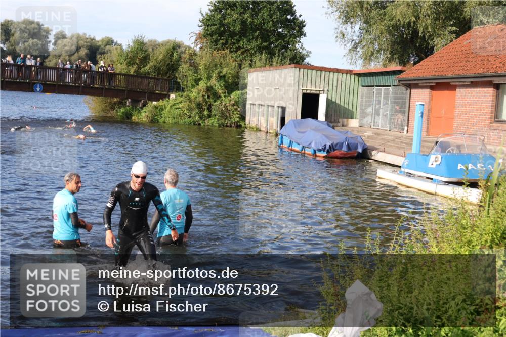 31.08.2025 - Elbe Triathlon Hamburg Luisa Fischer http://msf.ph/oto/8675392 31.08.2025 08:56:52 Schwimmen 440 meine-sportfotos.de