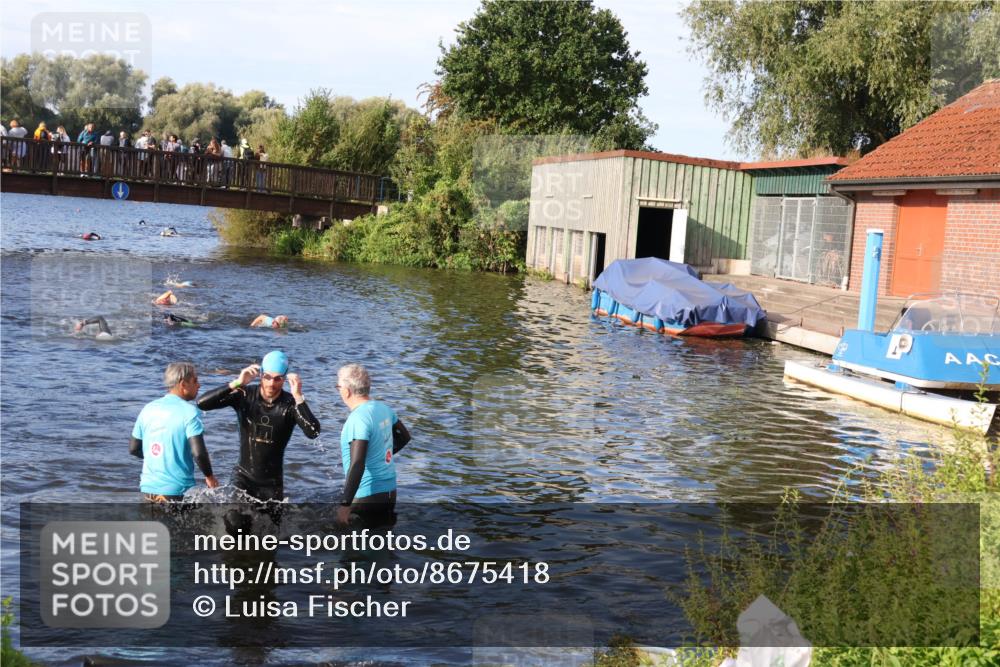 31.08.2025 - Elbe Triathlon Hamburg Luisa Fischer http://msf.ph/oto/8675418 31.08.2025 08:57:09 Schwimmen 458 meine-sportfotos.de