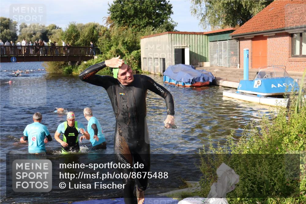31.08.2025 - Elbe Triathlon Hamburg Luisa Fischer http://msf.ph/oto/8675488 31.08.2025 08:57:28 Schwimmen 462, 505, 516, 532 meine-sportfotos.de