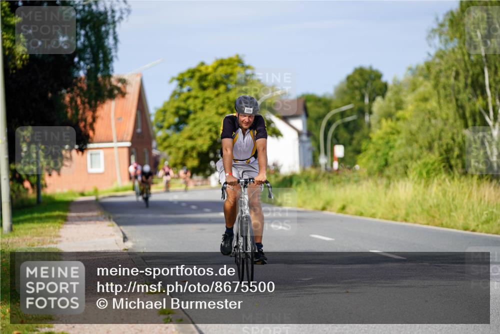 31.08.2025 - Elbe Triathlon Hamburg Michael Burmester http://msf.ph/oto/8675500 31.08.2025 10:20:14 Radfahren 599 meine-sportfotos.de