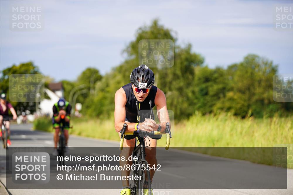 31.08.2025 - Elbe Triathlon Hamburg Michael Burmester http://msf.ph/oto/8675542 31.08.2025 10:20:31 Radfahren 508, 726, 920, 1033, 1090 meine-sportfotos.de