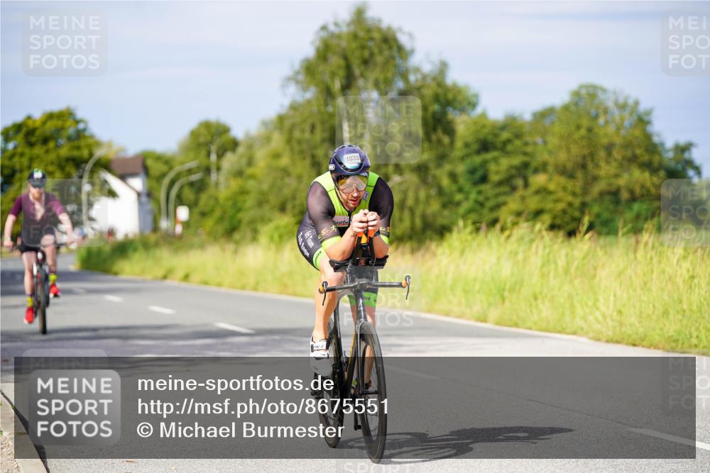 31.08.2025 - Elbe Triathlon Hamburg Michael Burmester http://msf.ph/oto/8675551 31.08.2025 10:20:32 Radfahren 508, 726, 920, 1033, 1090 meine-sportfotos.de