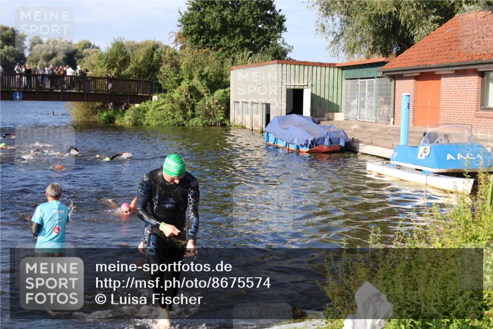 31.08.2025 - Elbe Triathlon Hamburg Luisa Fischer http://msf.ph/oto/8675574 31.08.2025 08:58:26 Schwimmen 395, 426, 430, 439 meine-sportfotos.de