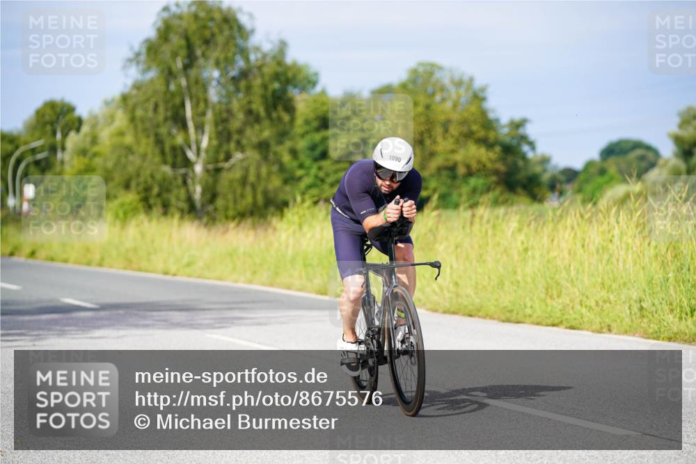 31.08.2025 - Elbe Triathlon Hamburg Michael Burmester http://msf.ph/oto/8675576 31.08.2025 10:20:37 Radfahren 508, 920, 1090 meine-sportfotos.de