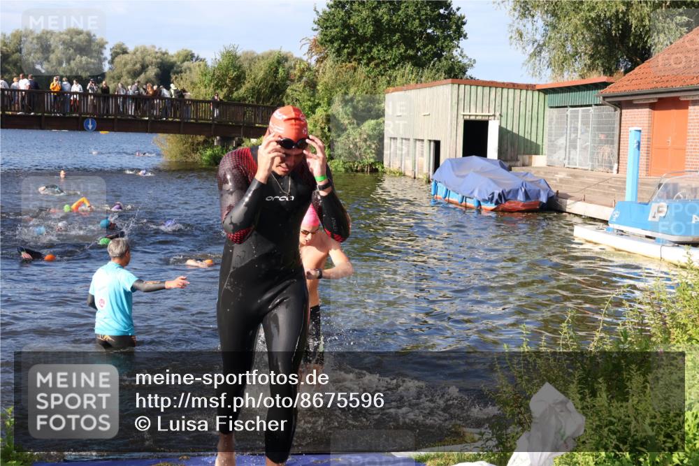 31.08.2025 - Elbe Triathlon Hamburg Luisa Fischer http://msf.ph/oto/8675596 31.08.2025 08:58:34 Schwimmen 395, 426, 464 meine-sportfotos.de