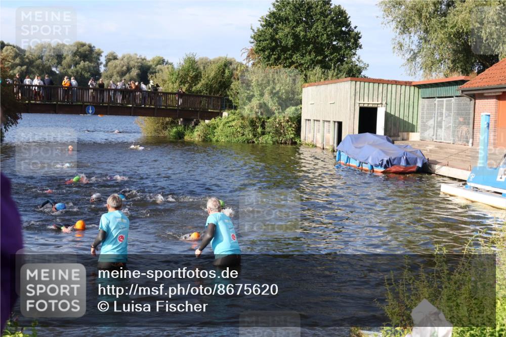 31.08.2025 - Elbe Triathlon Hamburg Luisa Fischer http://msf.ph/oto/8675620 31.08.2025 08:58:38 Schwimmen 395, 436, 464 meine-sportfotos.de